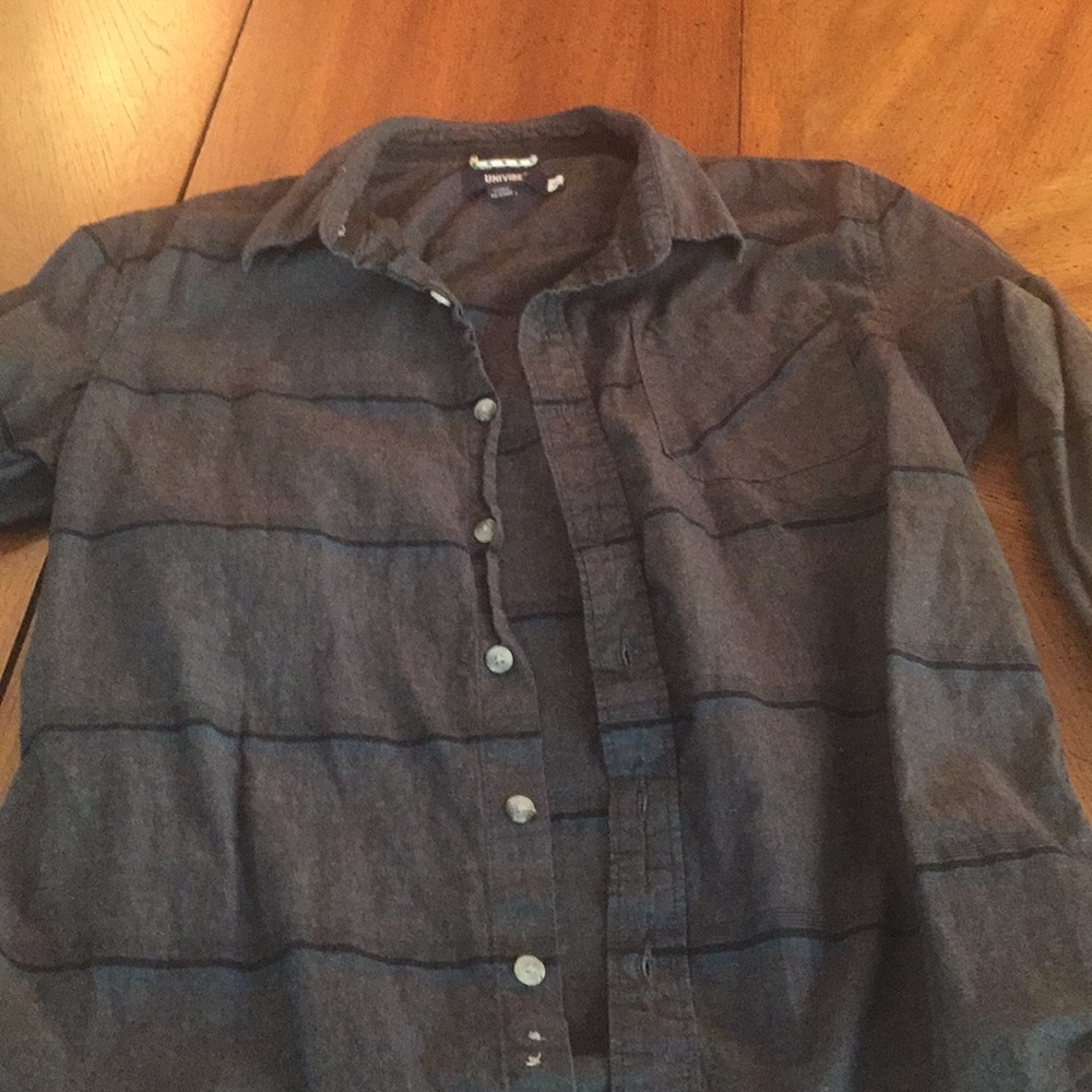 UNIVIBE long sleeve collared shirt